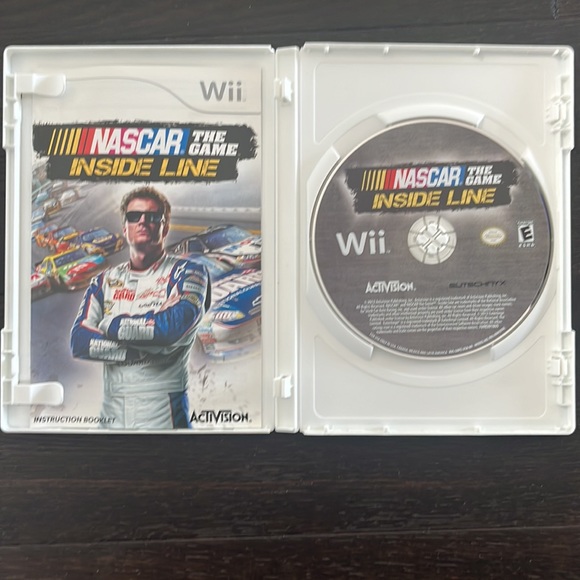 Wii NASCAR Inside the Line - Picture 3 of 4